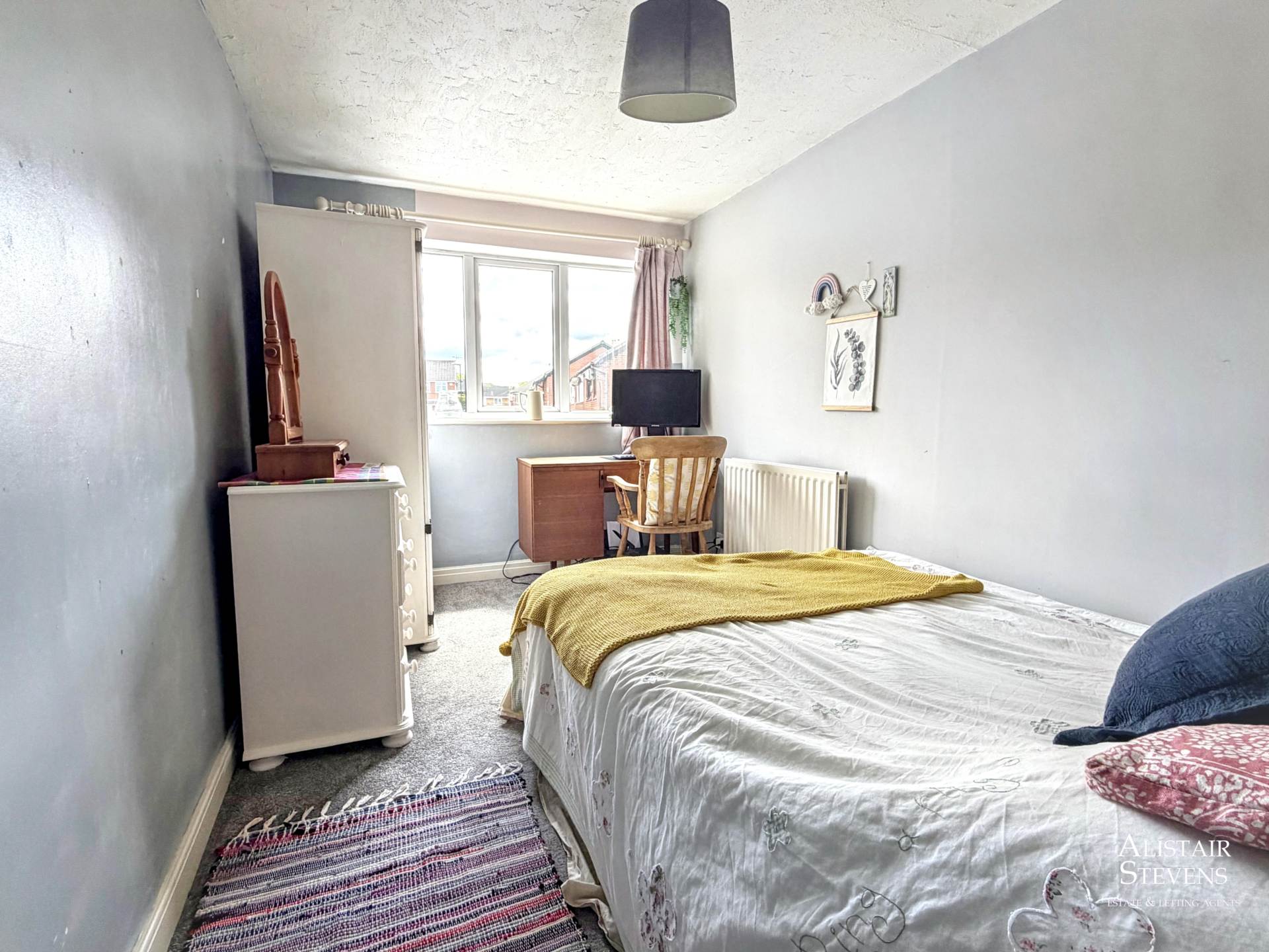 Heather Avenue, Shaw, Image 24