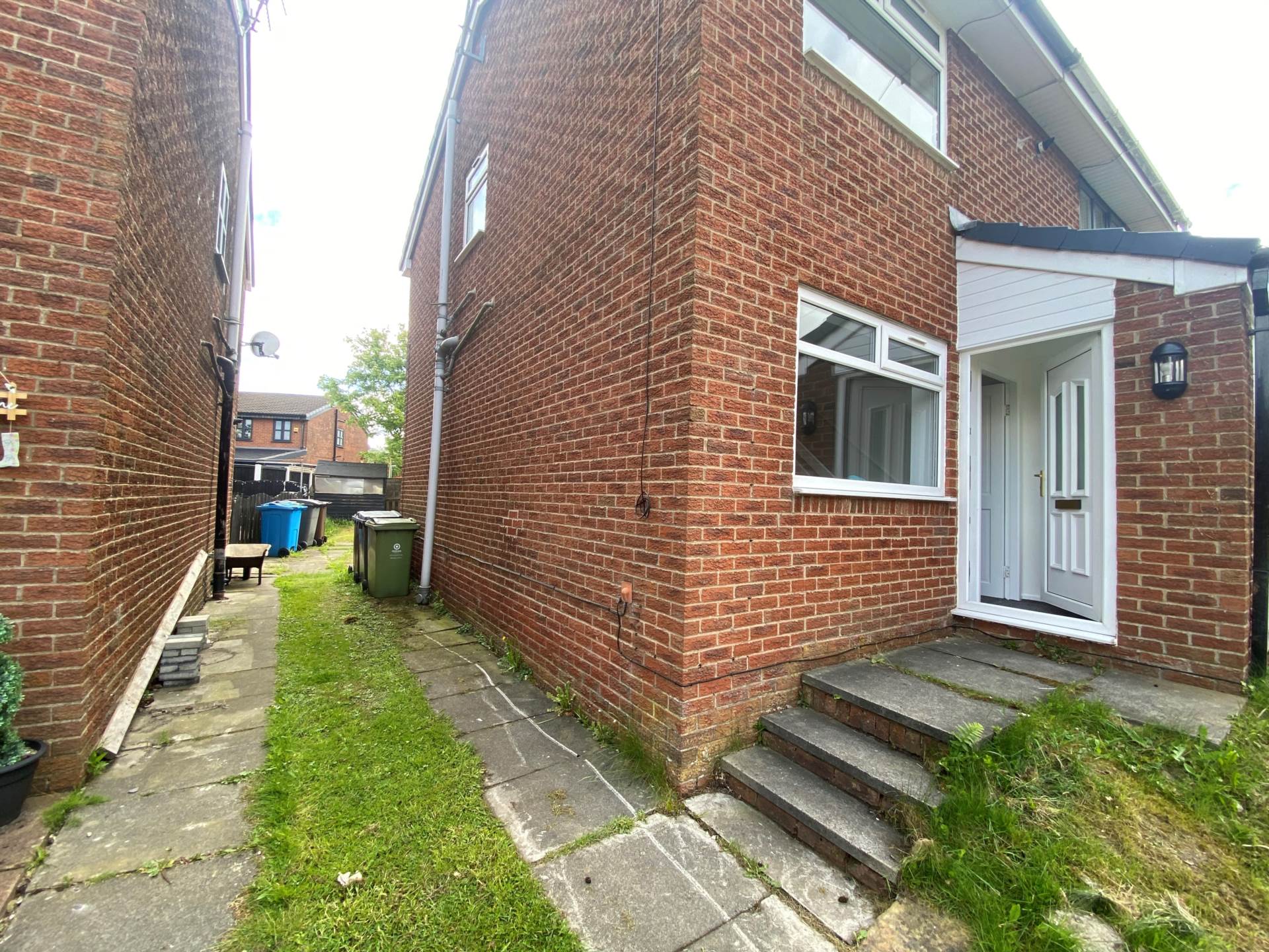 Brunswick Street, Shaw, Image 9