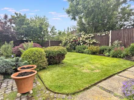 Arnside Avenue, Chadderton, Image 2