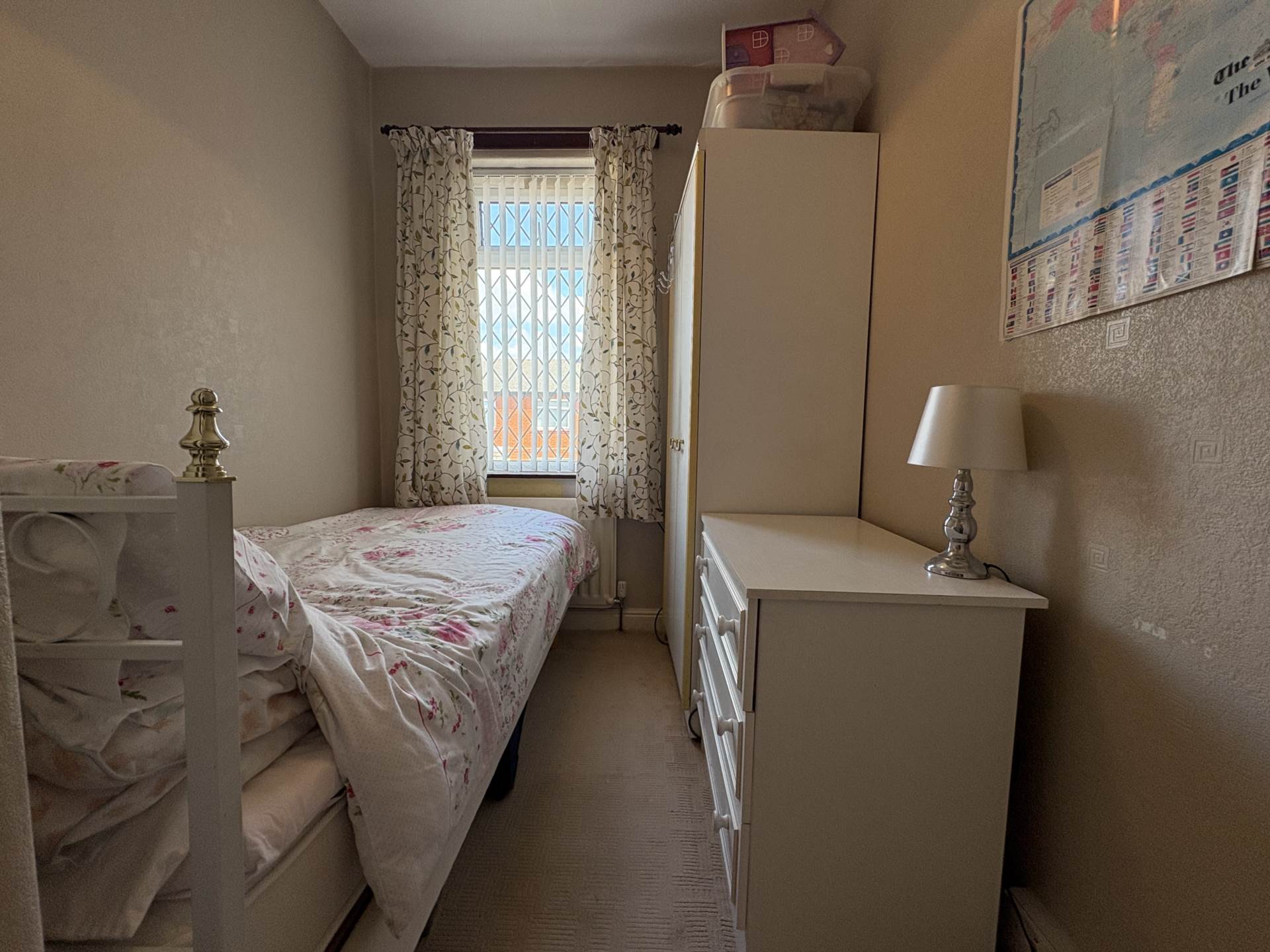 Thatch Leach, Chadderton, Oldham, OL9, Image 12