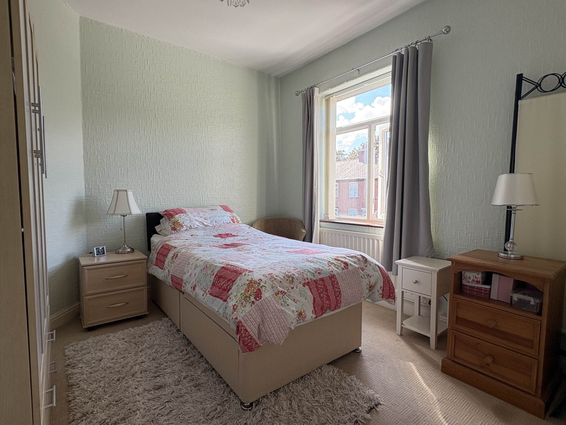 Thatch Leach, Chadderton, Oldham, OL9, Image 9