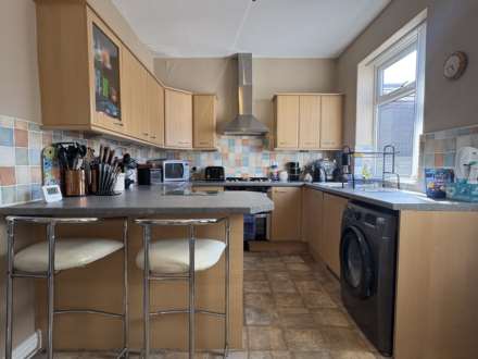 Thatch Leach, Chadderton, Oldham, OL9, Image 7