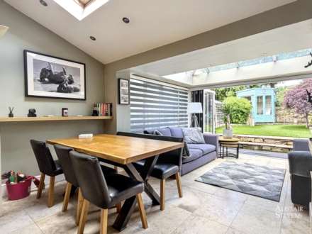 Heights Lane, Oldham, Image 10