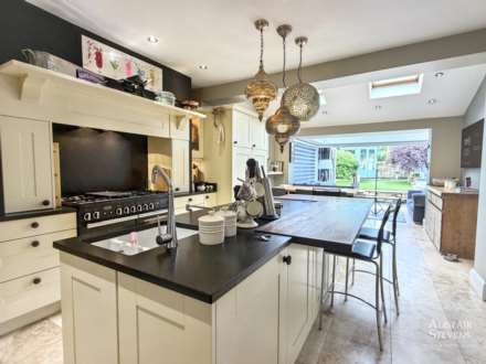 Heights Lane, Oldham, Image 9