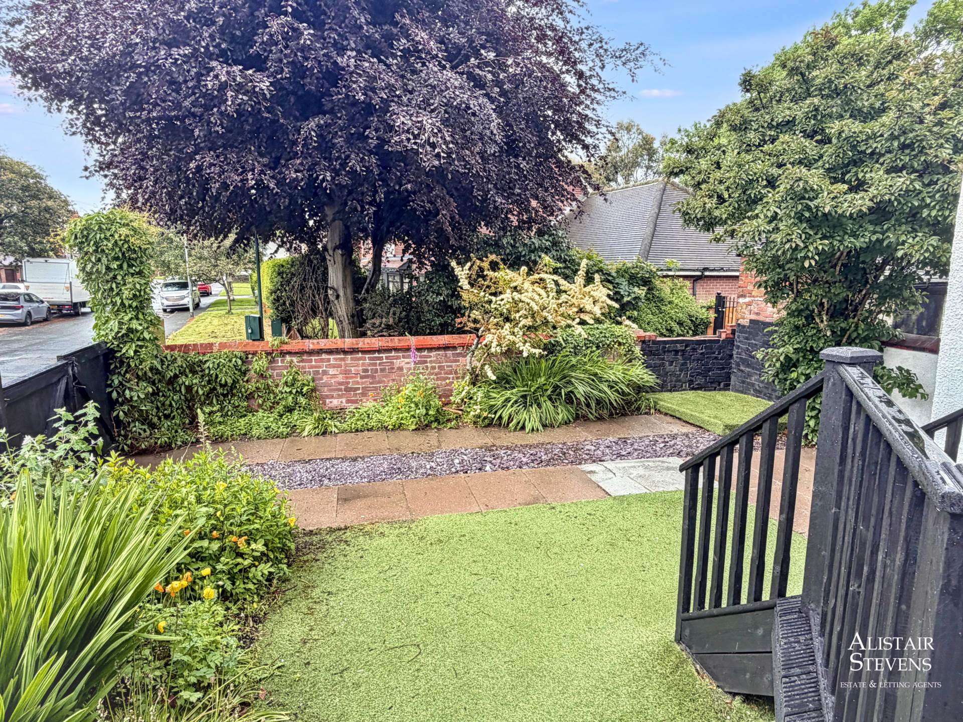 Tandle Hill Terrace, Rochdale, Image 2