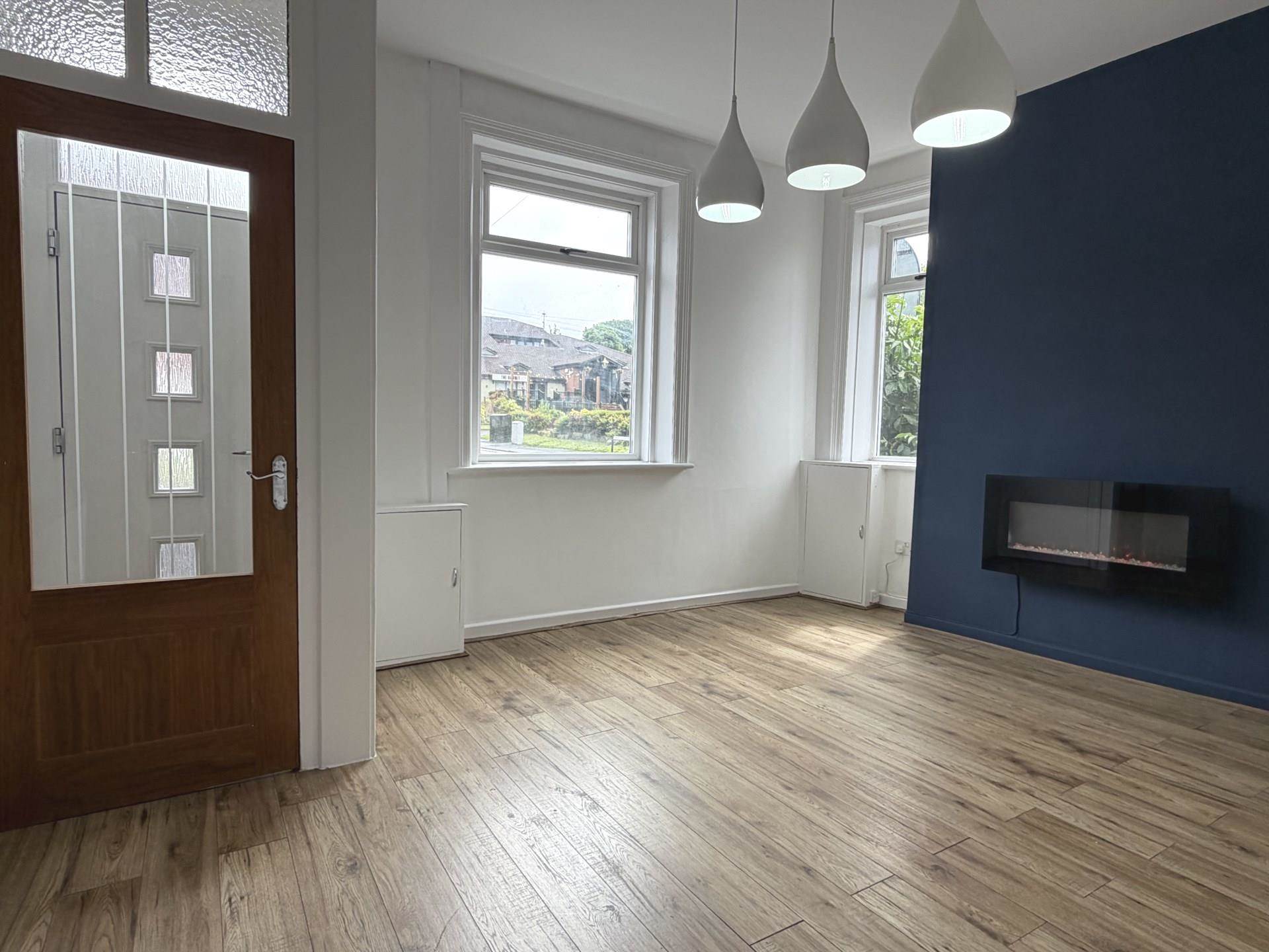 Tandle Hill Terrace, Rochdale, Image 3
