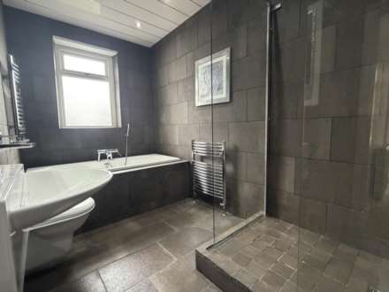 Tandle Hill Terrace, Rochdale, Image 16
