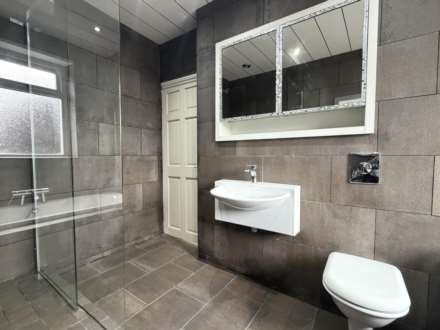 Tandle Hill Terrace, Rochdale, Image 17