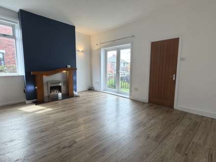 Tandle Hill Terrace, Rochdale, Image 5