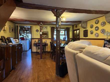 Grains Bar, Oldham, Image 5