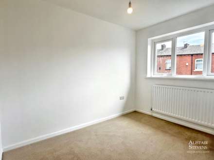 Crompton Street, Oldham, Image 13