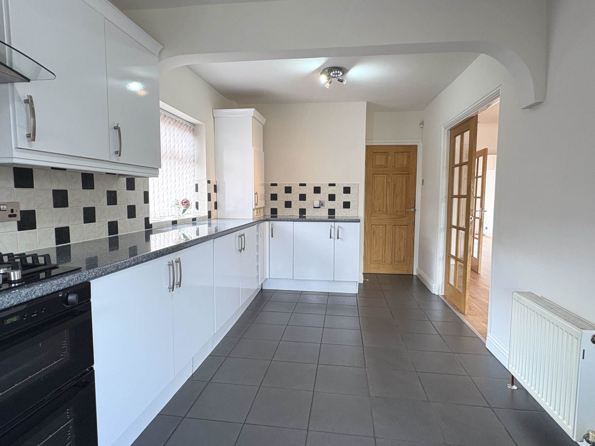 Carlton Way, Royton, Image 10