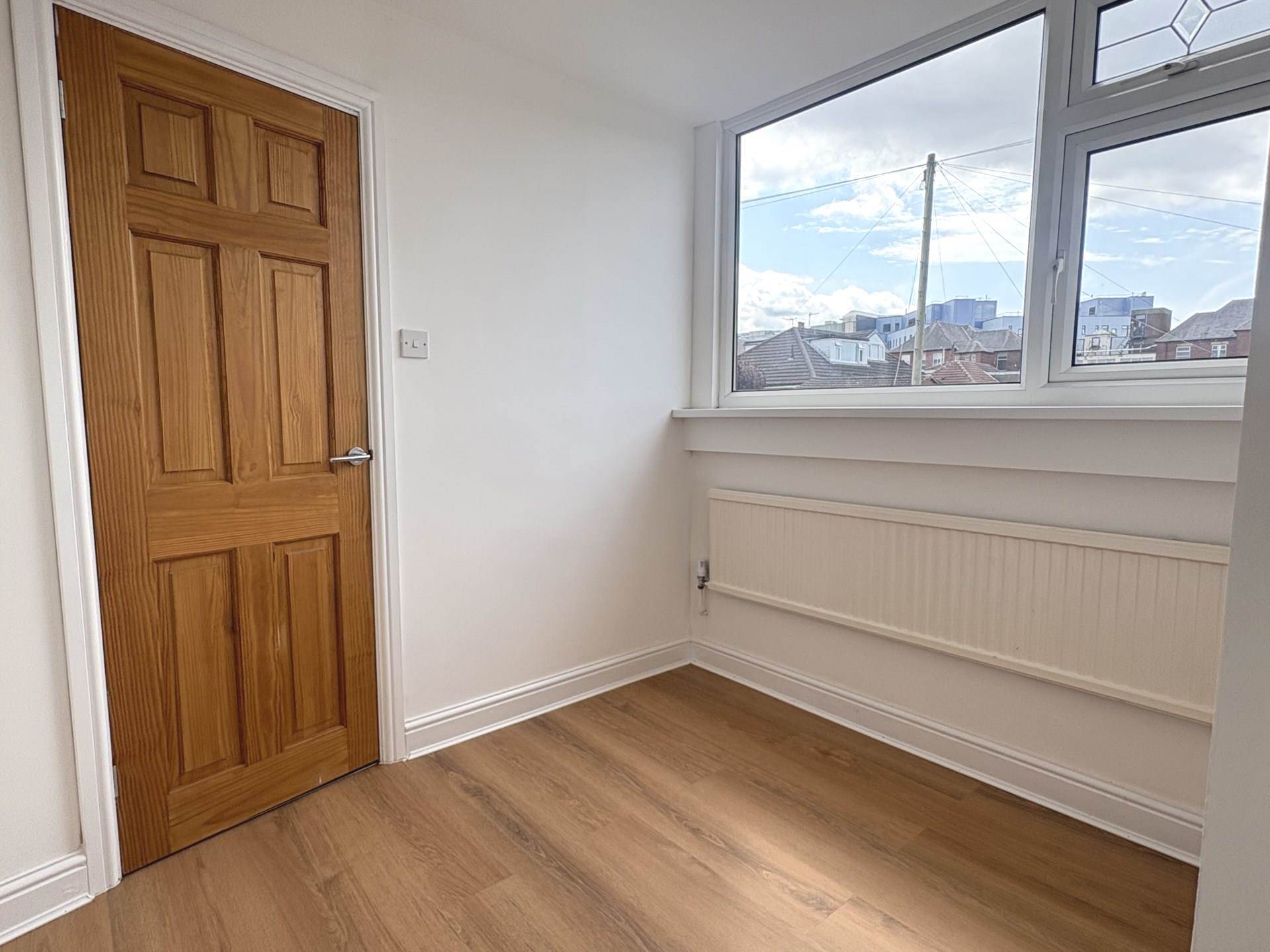 Carlton Way, Royton, Image 15