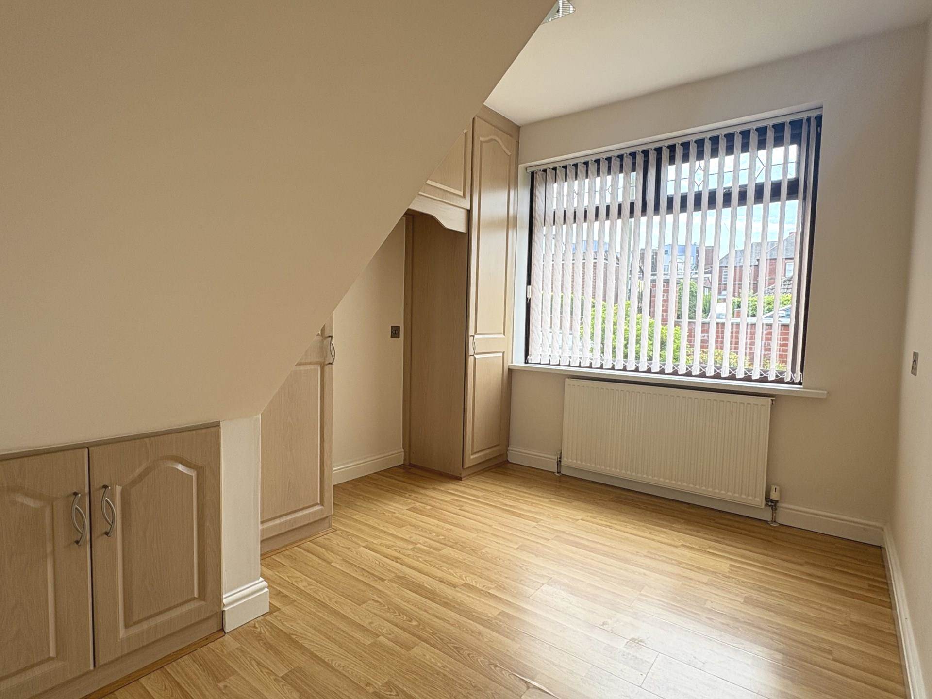 Carlton Way, Royton, Image 5