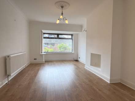 Carlton Way, Royton, Image 7