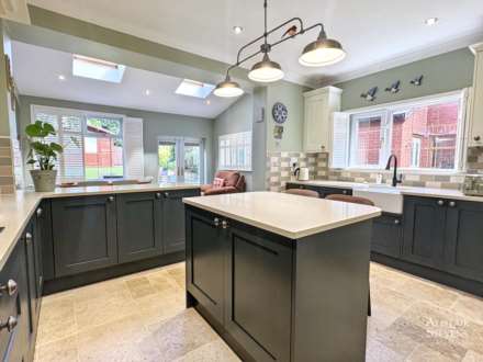 Heights Lane, Chadderton, Image 2