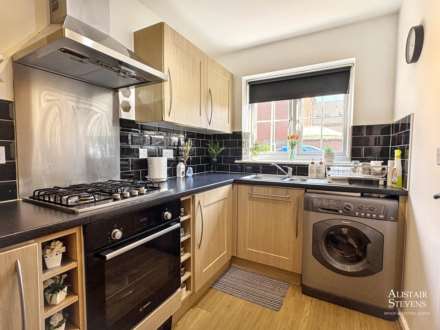 Broomes Park, Chadderton, Oldham, Image 6