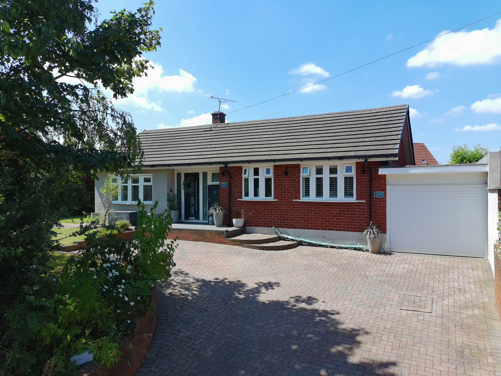 Broadway, Chadderton, Image 1