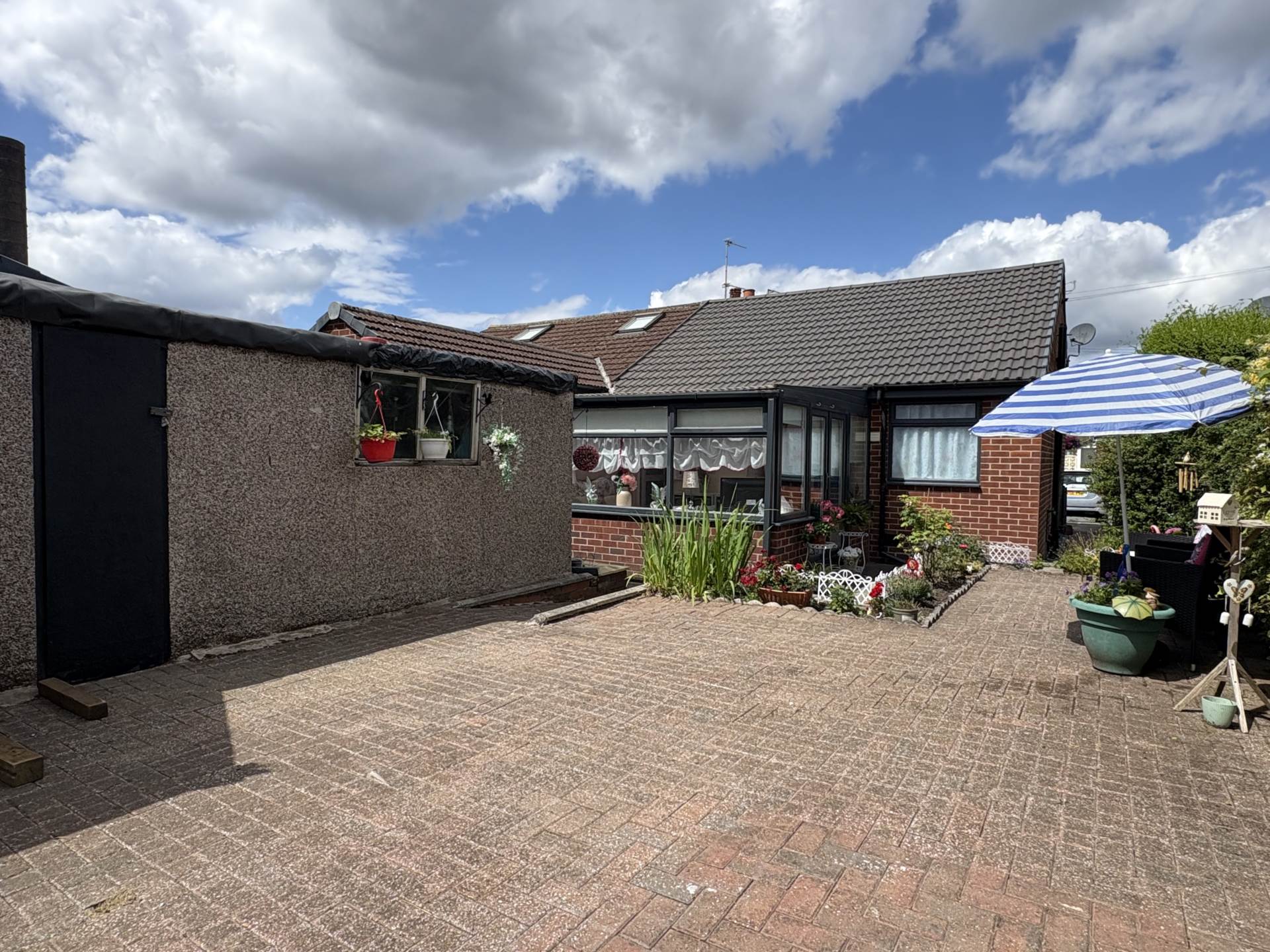 Mendip Close, Chadderton, Image 12