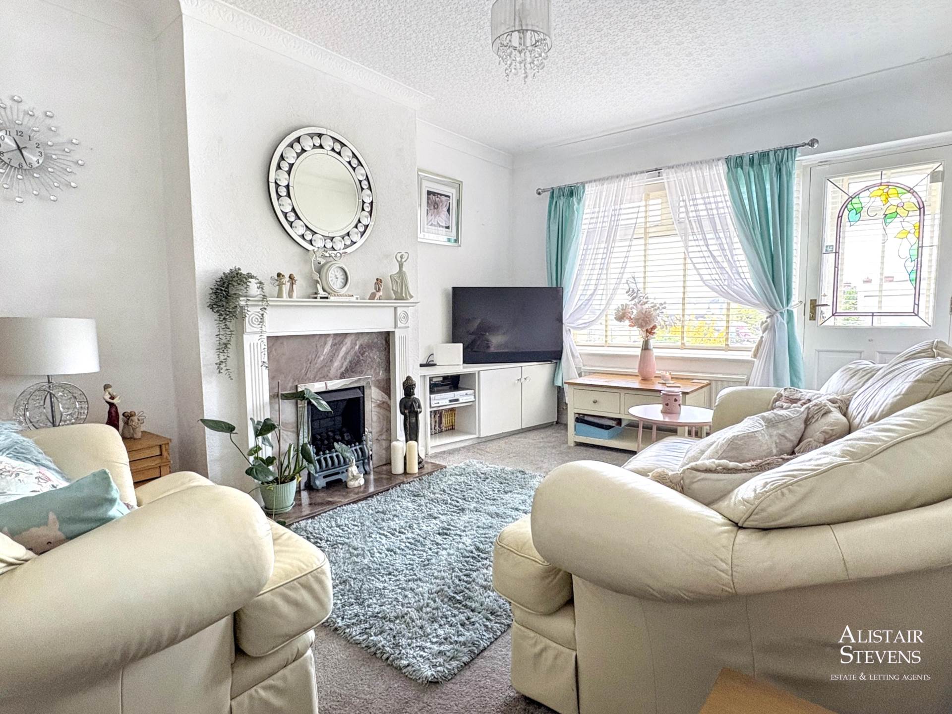 Mendip Close, Chadderton, Image 2