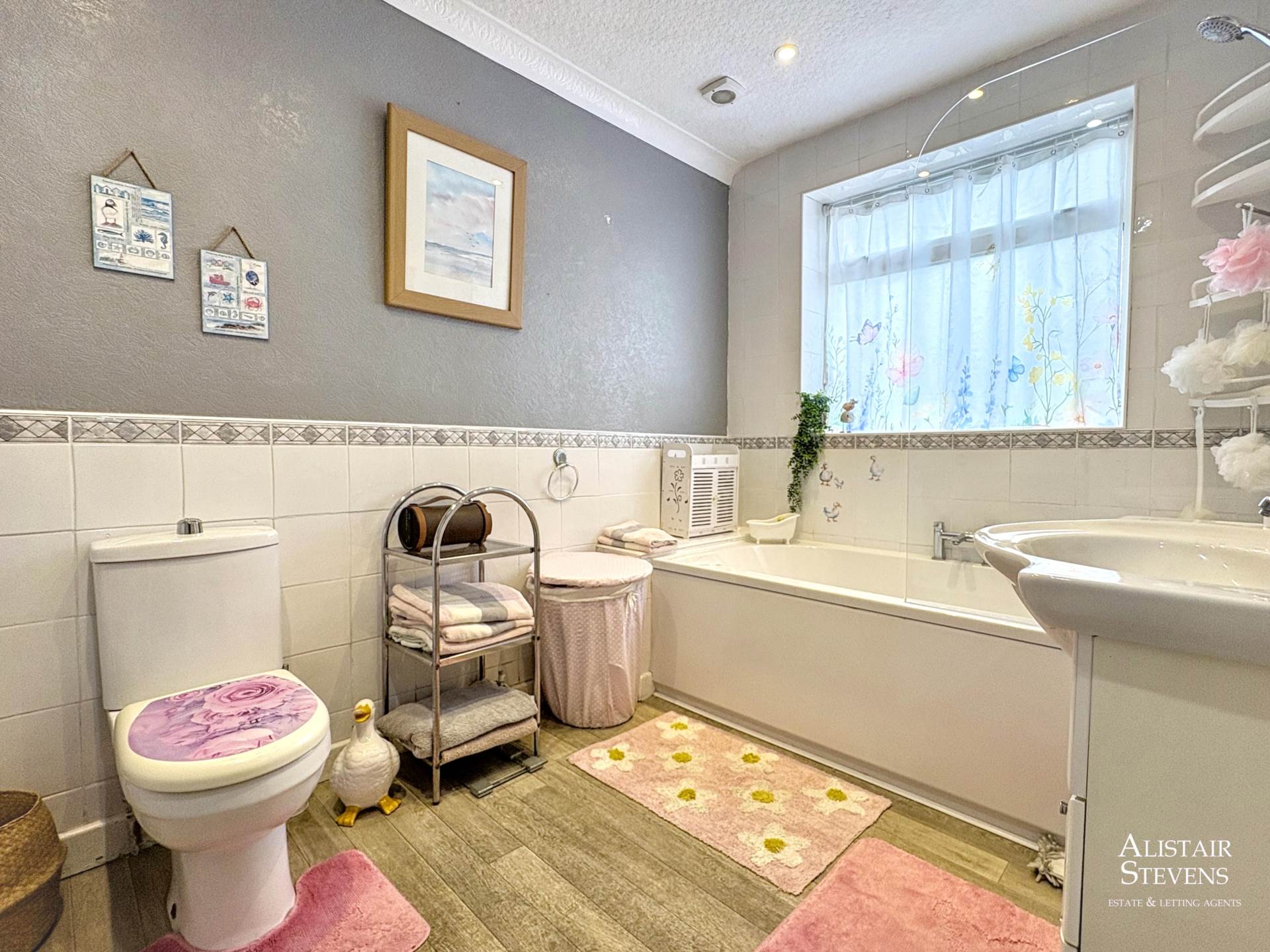 Mendip Close, Chadderton, Image 8