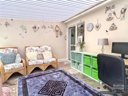 Mendip Close, Chadderton, Image 10
