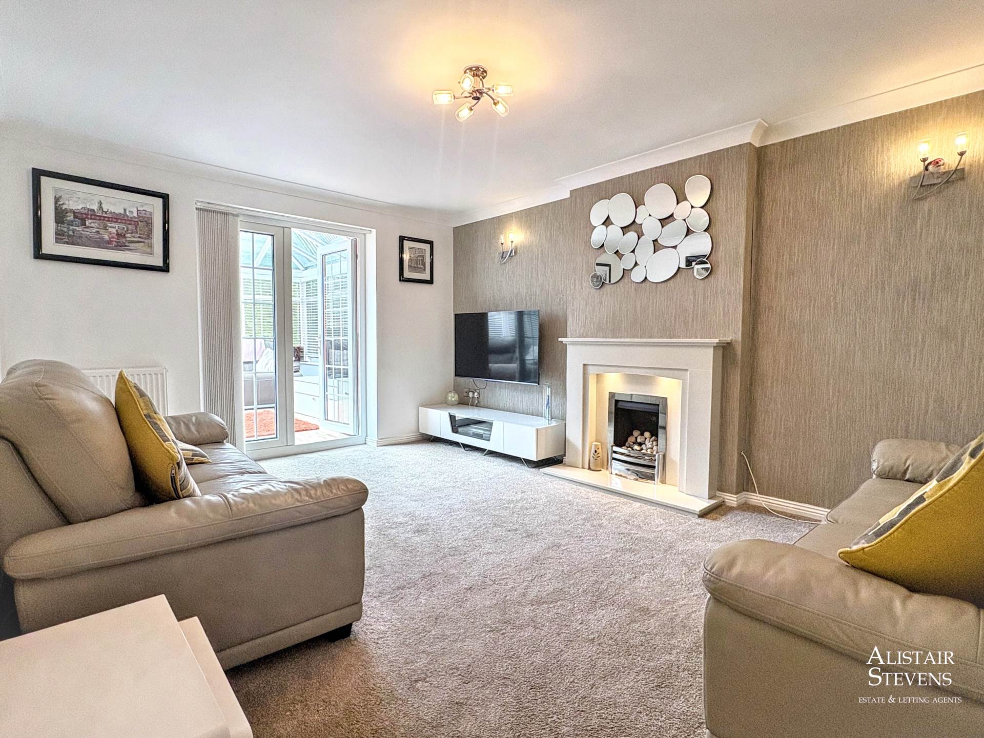 Emerald Drive, Moorside, Image 4