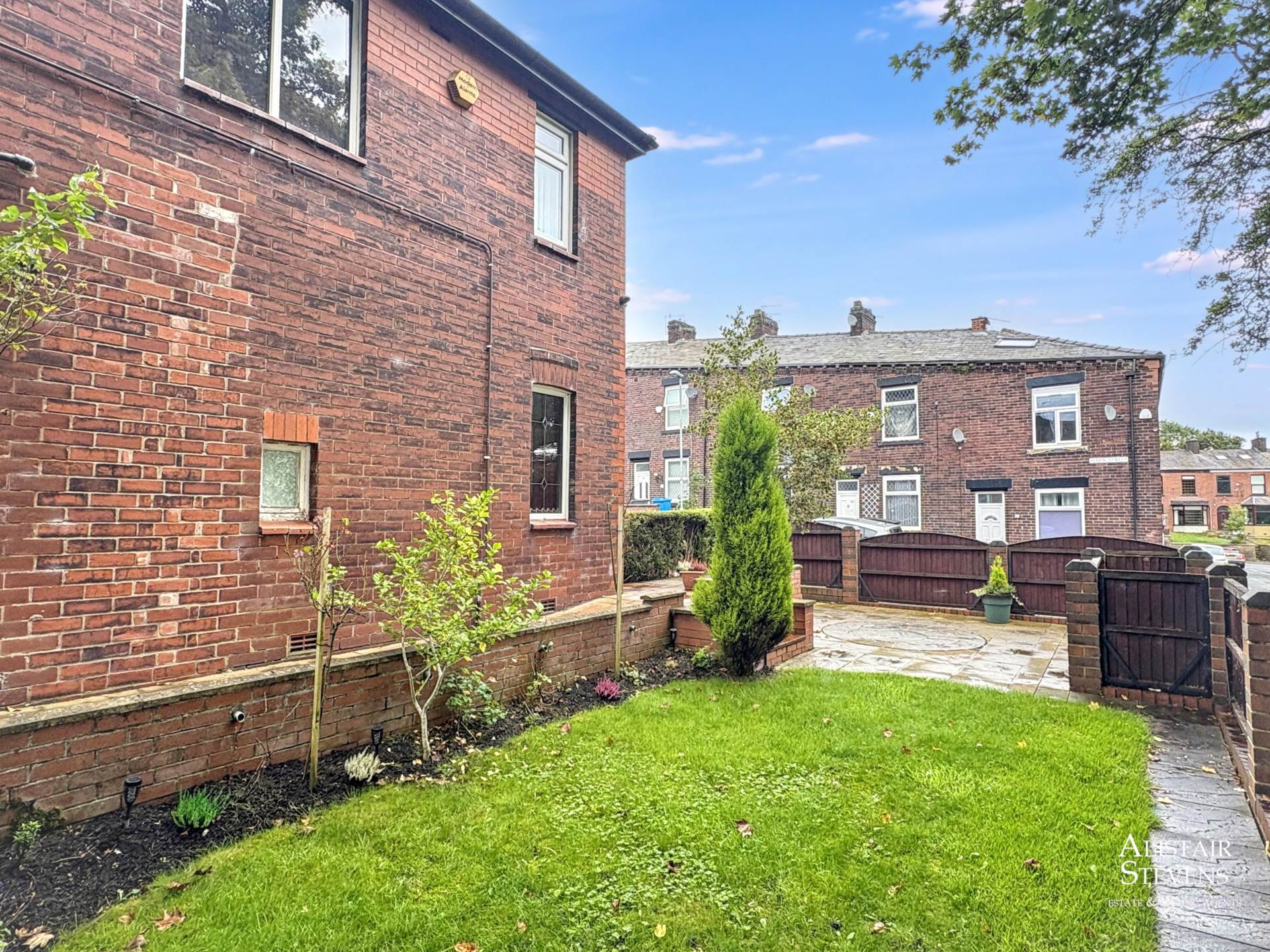 Wren Street, Lees, Oldham, Image 17