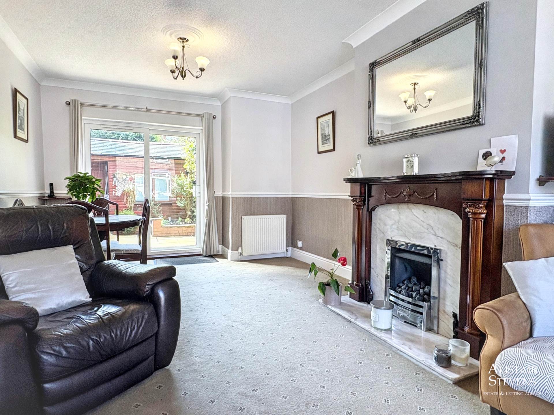 Wren Street, Lees, Oldham, Image 4
