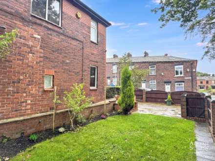 Wren Street, Lees, Oldham, Image 17
