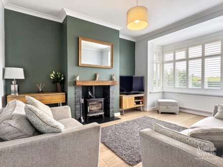 Oldham Road, Thornham, Rochdale, Image 4
