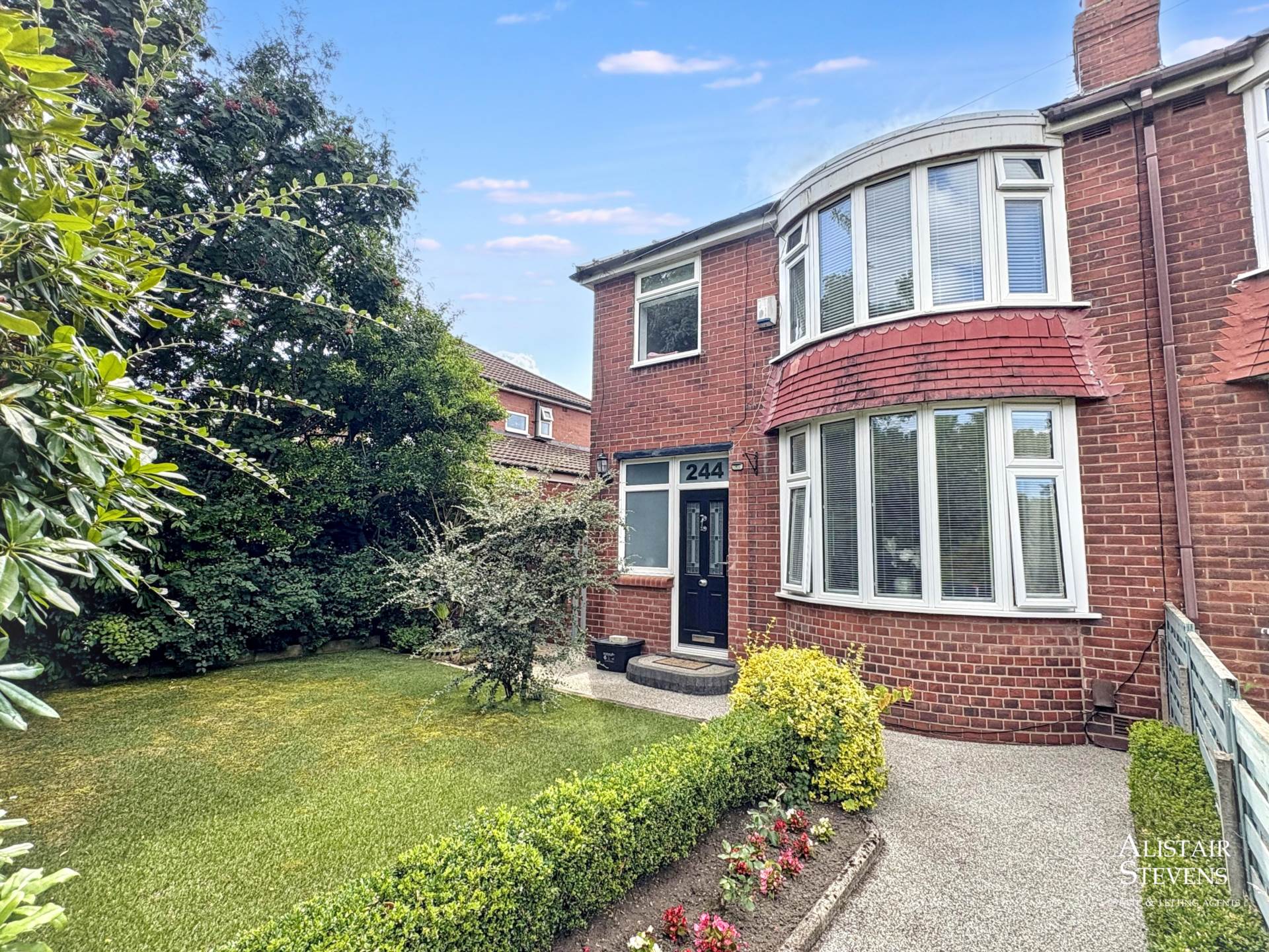 Broadway, Chadderton, Image 1