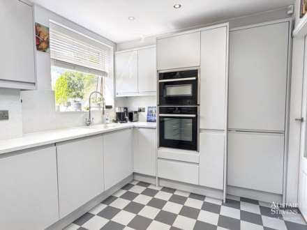 Broadway, Chadderton, Image 11