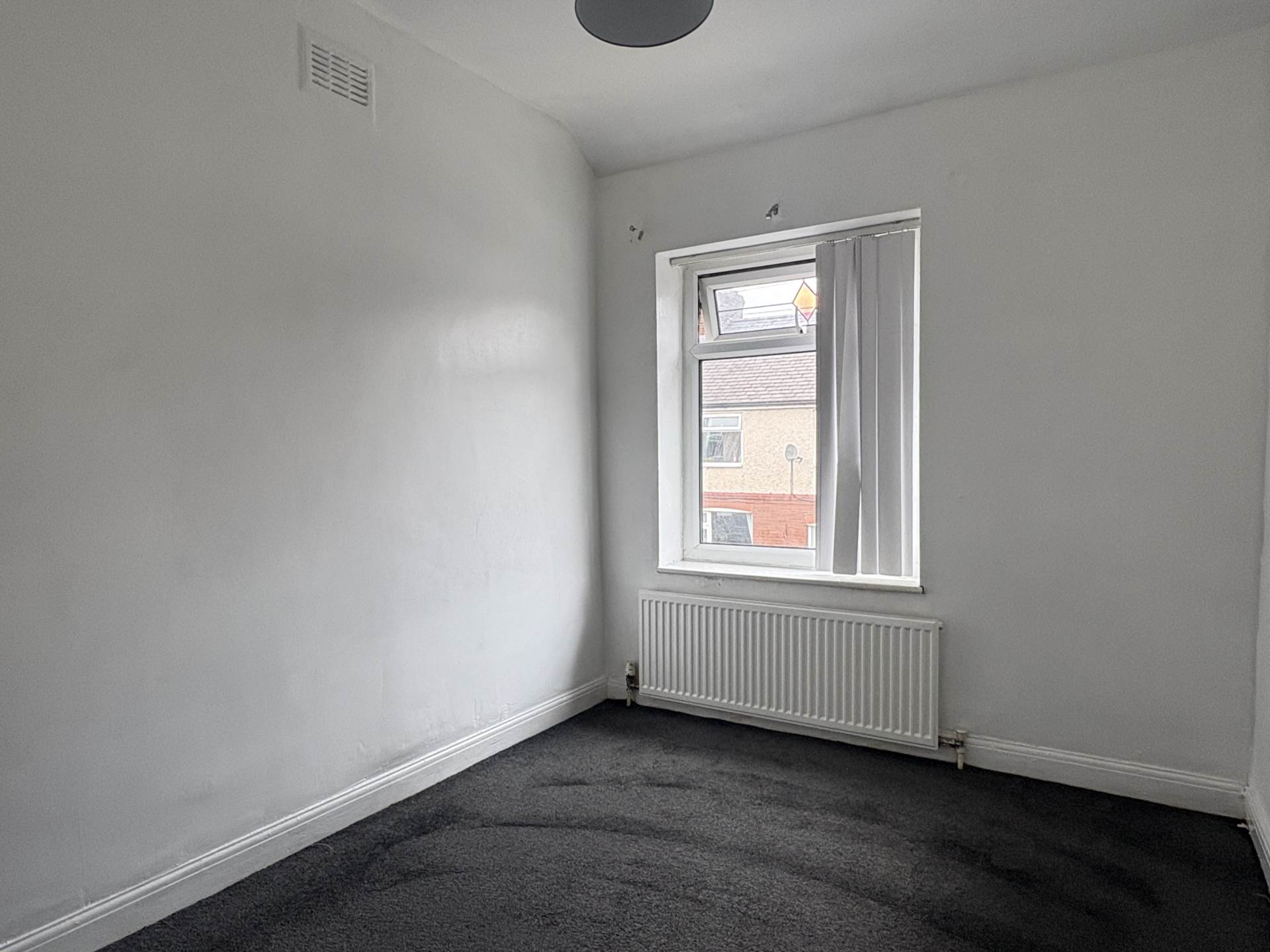 Windsor Avenue, Chadderton, Oldham, Image 12