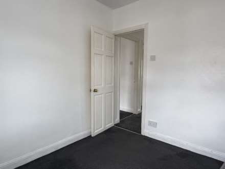Windsor Avenue, Chadderton, Oldham, Image 13
