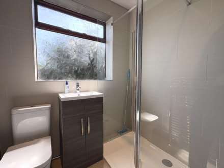 Trent Road, Shaw, Image 9
