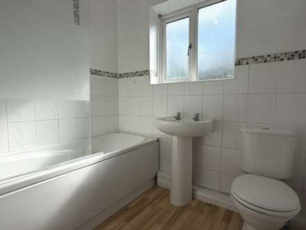 Southgate Road, Chadderton, Image 15