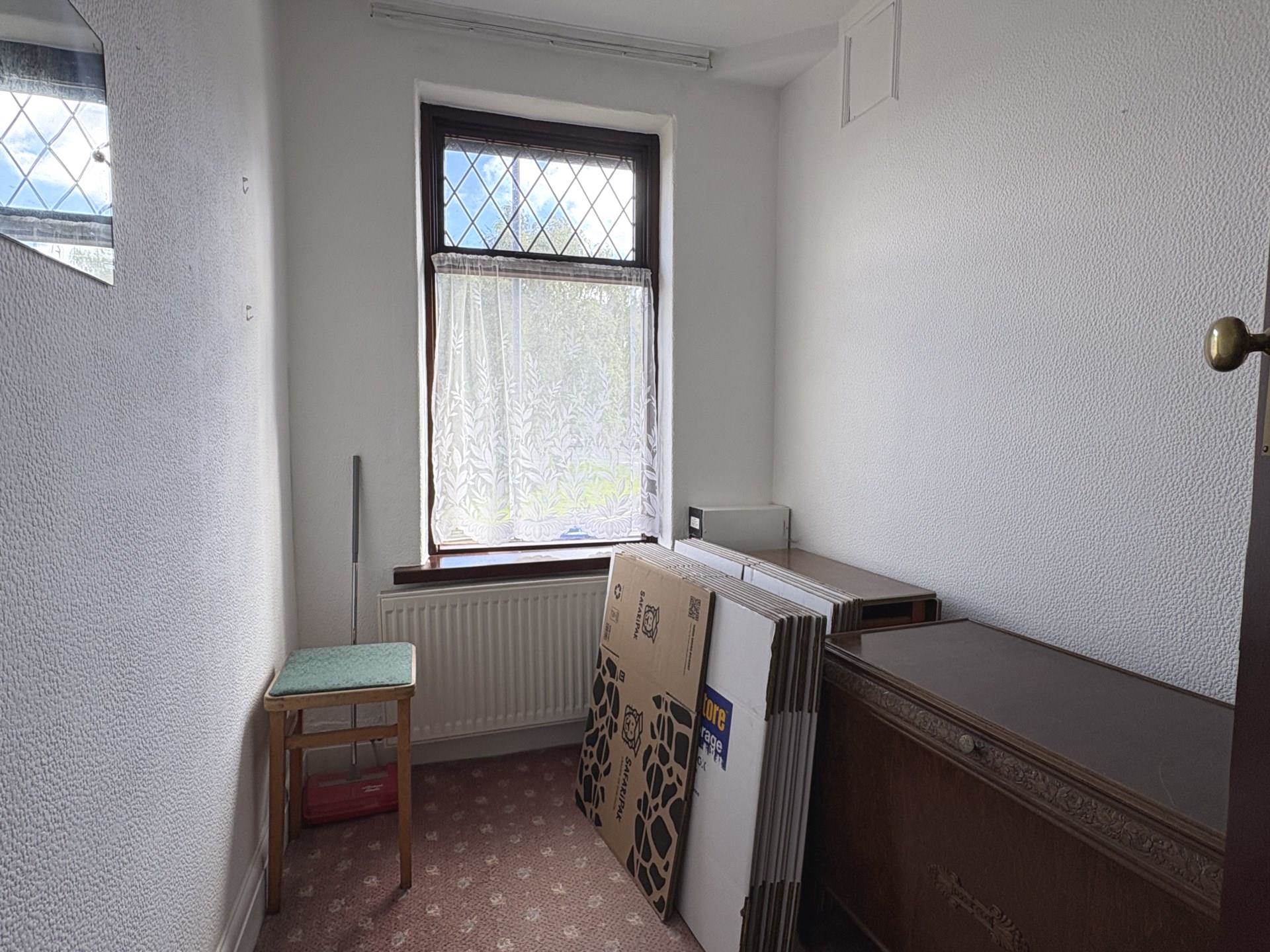 Oldham Road, Royton, Image 13