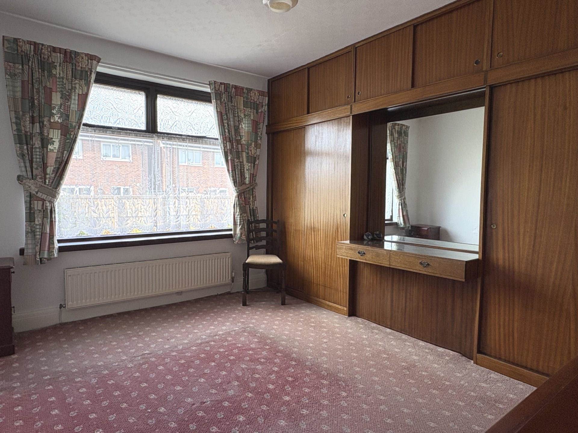 Oldham Road, Royton, Image 9