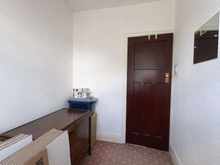 Oldham Road, Royton, Image 14