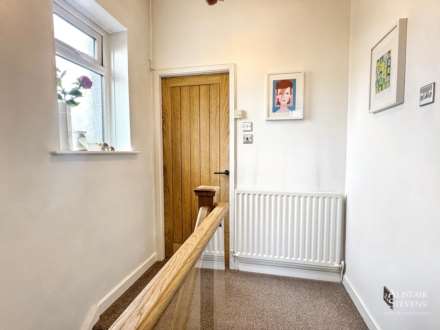 Holden Fold Lane, Royton, Image 8