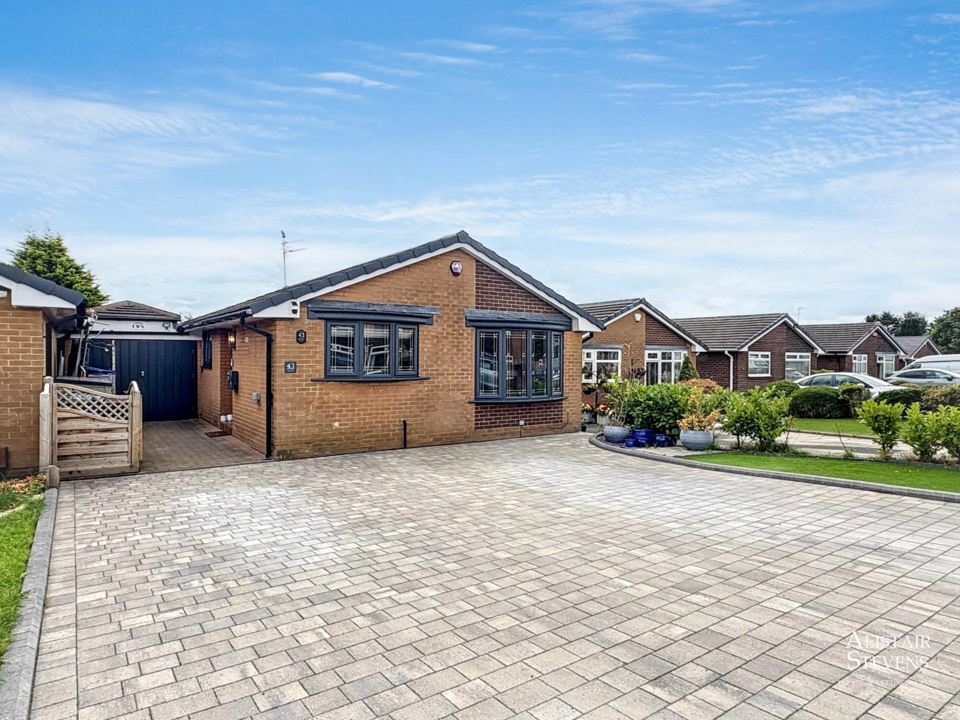 Lindale Avenue, Chadderton, Image 1