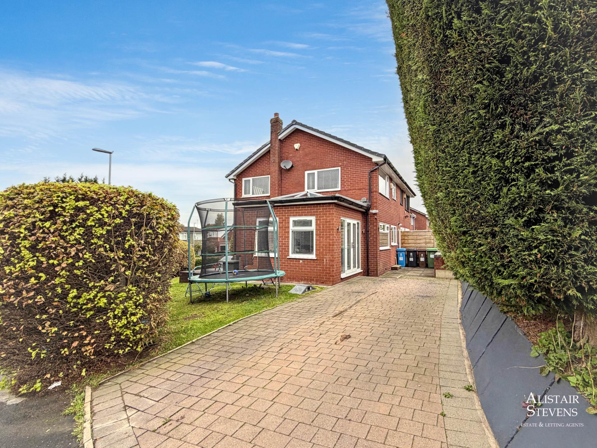 Denbydale Way, Royton, Image 12