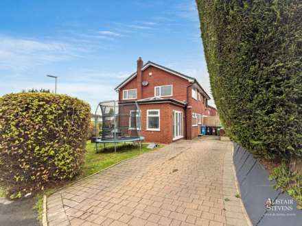 Denbydale Way, Royton, Image 12