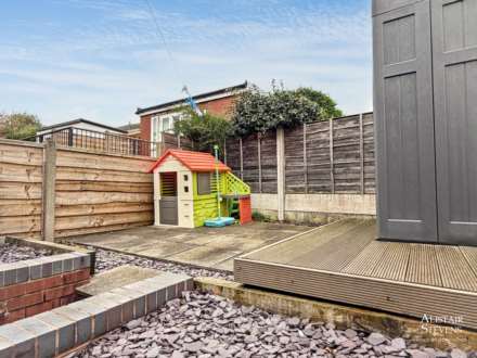 Denbydale Way, Royton, Image 15