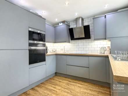 Denbydale Way, Royton, Image 3