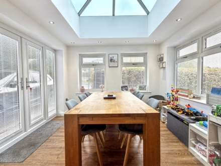 Denbydale Way, Royton, Image 5