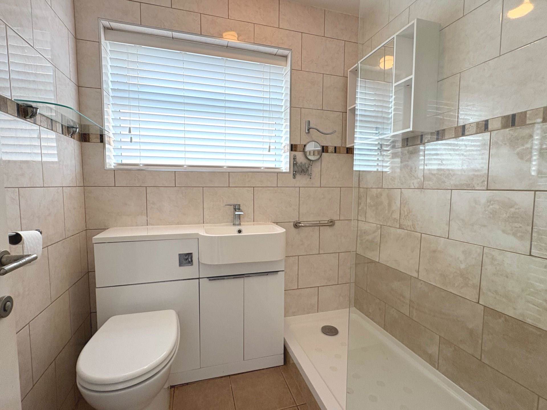 Ravenwood, Chadderton, Image 11