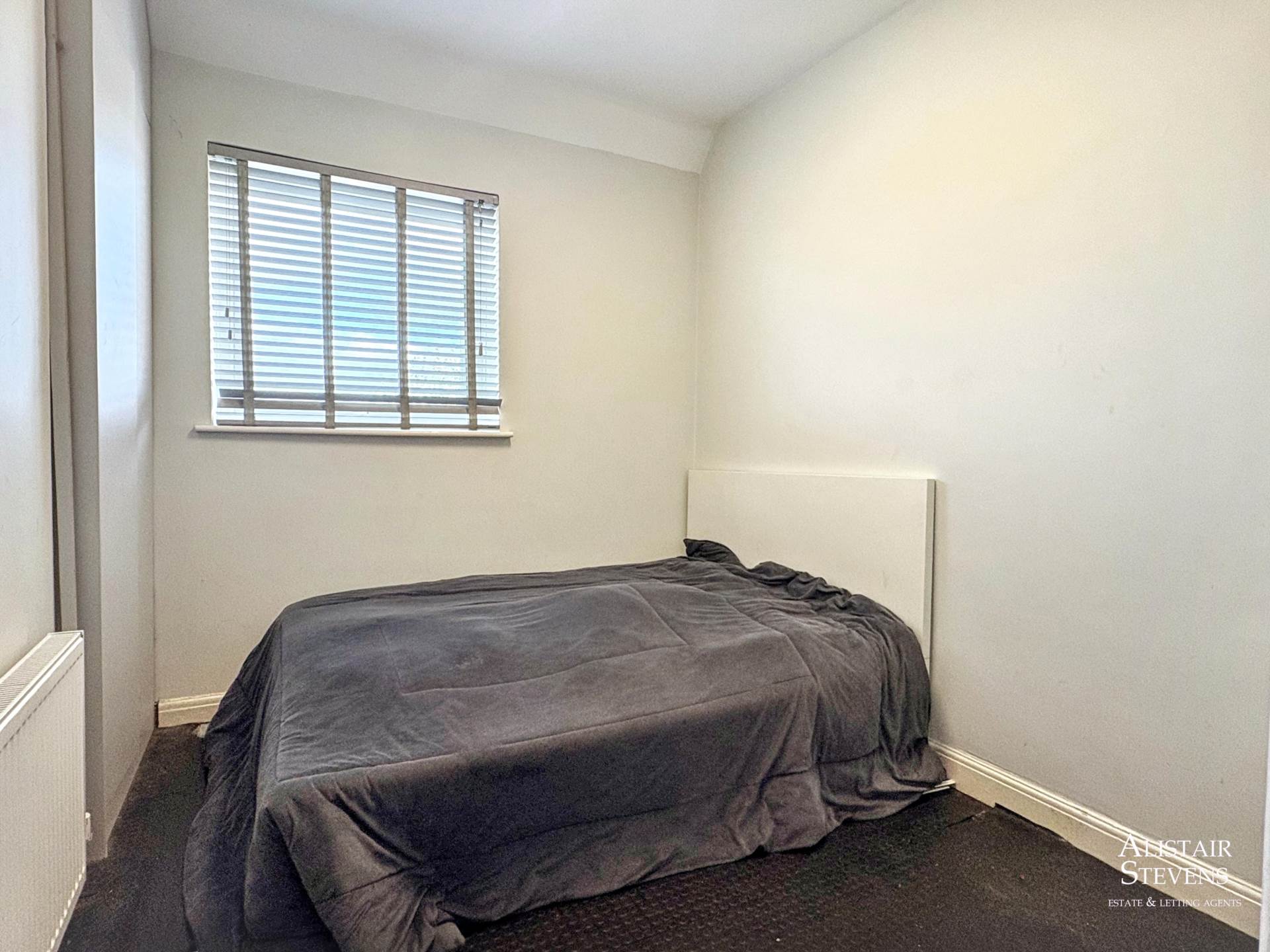 Campania Street, Royton, Image 10