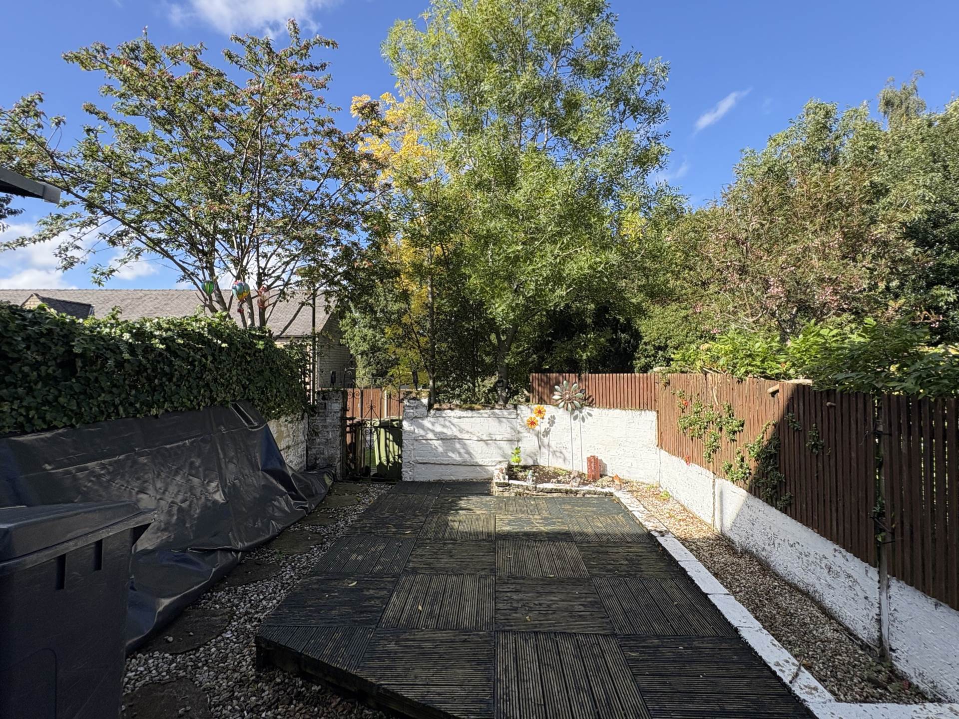 St John Street, Lees, Image 12